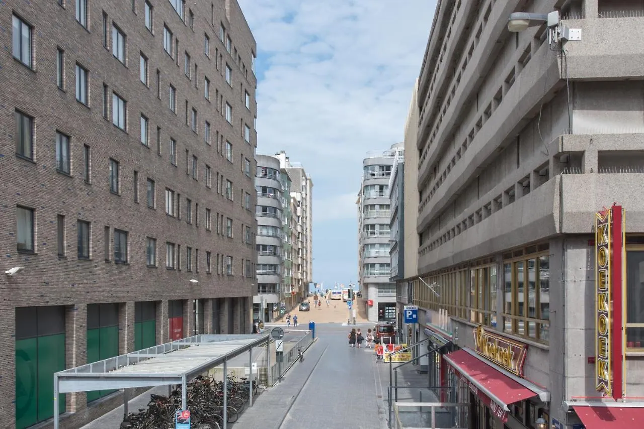 Residentie Rino - Luxe Appartement Oostende 0*, Ostend